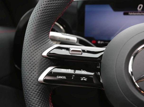 Mercedes-Benz CLA 180 AMG Night Panorama AHK Spiegel-Paket