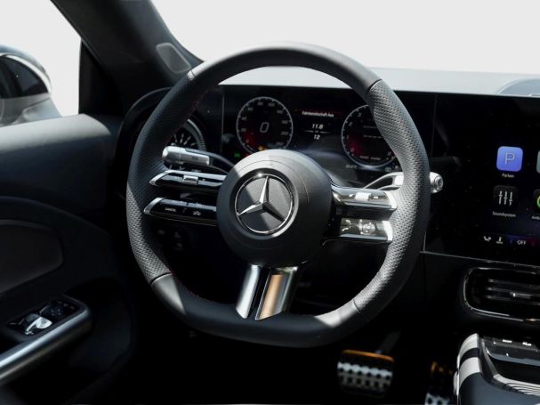 Mercedes-Benz CLA 180 AMG Night MBUXNavi Panorama KeylessGo