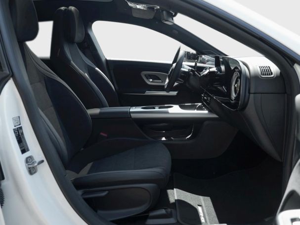 Mercedes-Benz CLA 180 AMG Night MBUXNavi Panorama KeylessGo