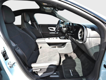 Mercedes-Benz CLA 180 AMG Night MBUXNavi Panorama Spiegel-P