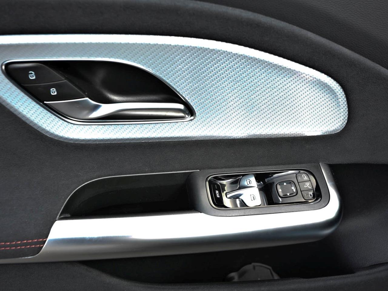 Mercedes-Benz CLA 180 AMG Night MBUXNavi Panorama AHK