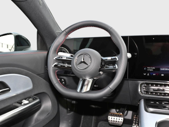 Mercedes-Benz CLA 180 AMG Night MBUXNavi Panorama AHK