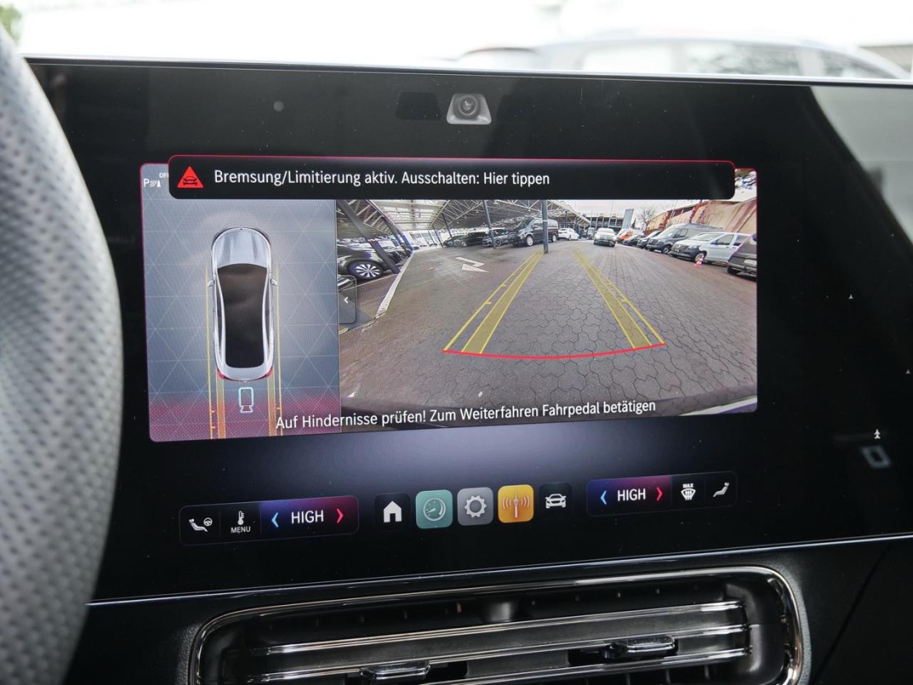 Mercedes-Benz CLA 200 4MATIC AMG Night Panorama Distronic