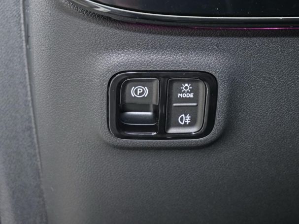 Mercedes-Benz CLA 200 4MATIC AMG Night Panorama Memory AHK