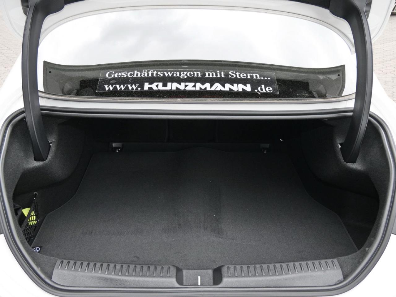 Mercedes-Benz CLA 200 4MATIC AMG Night Panorama Memory AHK