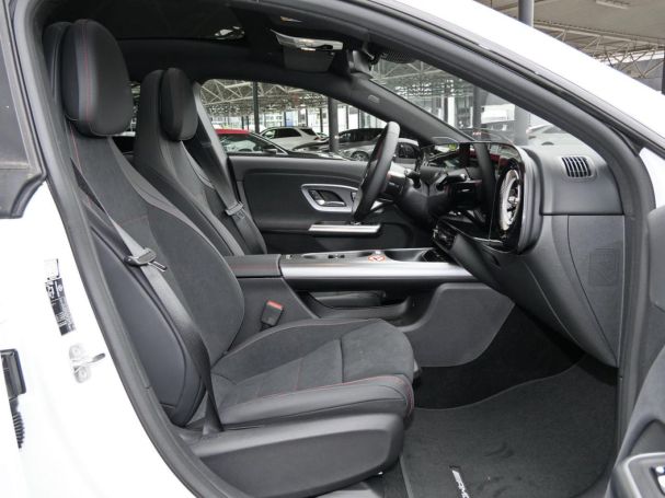 Mercedes-Benz CLA 200 4MATIC AMG Night Panorama Memory AHK