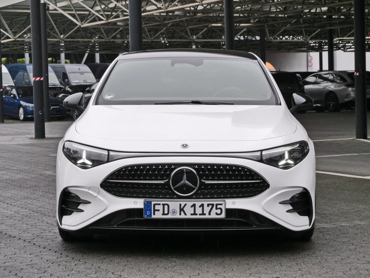 Mercedes-Benz CLA 200 4MATIC AMG Night Panorama Distronic 360°