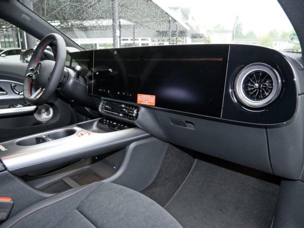 Mercedes-Benz CLA 200 4MATIC AMG Night Panorama Distronic 360°