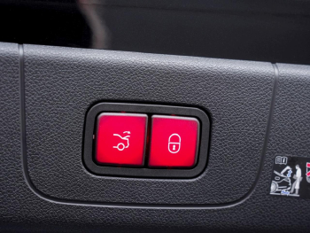 Mercedes-Benz CLA 200 AMG Night MBUXNavi Panorama Memory SHZ