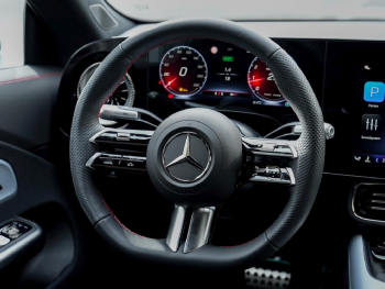 Mercedes-Benz CLA 200 AMG Night MBUXNavi Panorama Memory SHZ