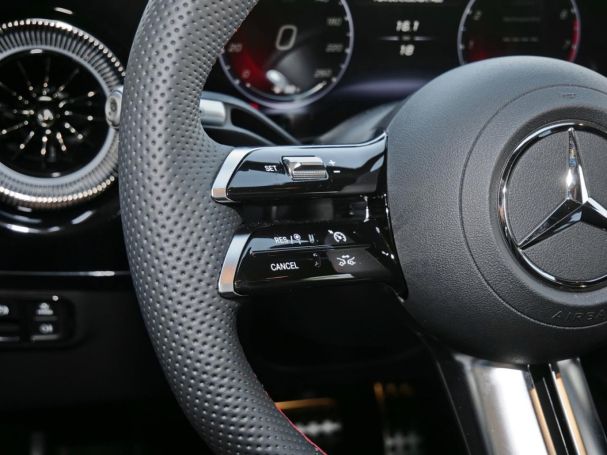 Mercedes-Benz CLA 200 AMG Night Panorama Distronic Kamera AHK