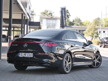 Mercedes-Benz CLA 200 AMG Night Panorama Distronic Kamera AHK