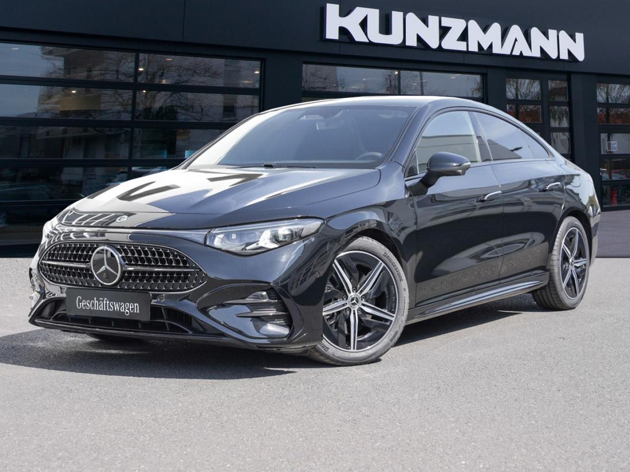 Mercedes-Benz CLA 200 AMG Night MBUXNavi Panorama KeylessGo
