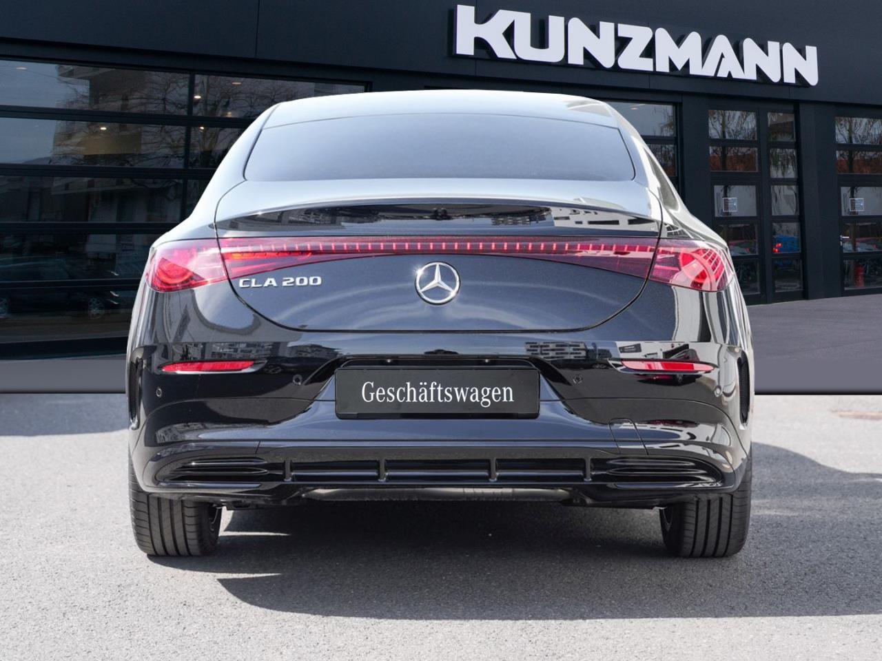 Mercedes-Benz CLA 200 AMG Night MBUXNavi Panorama KeylessGo