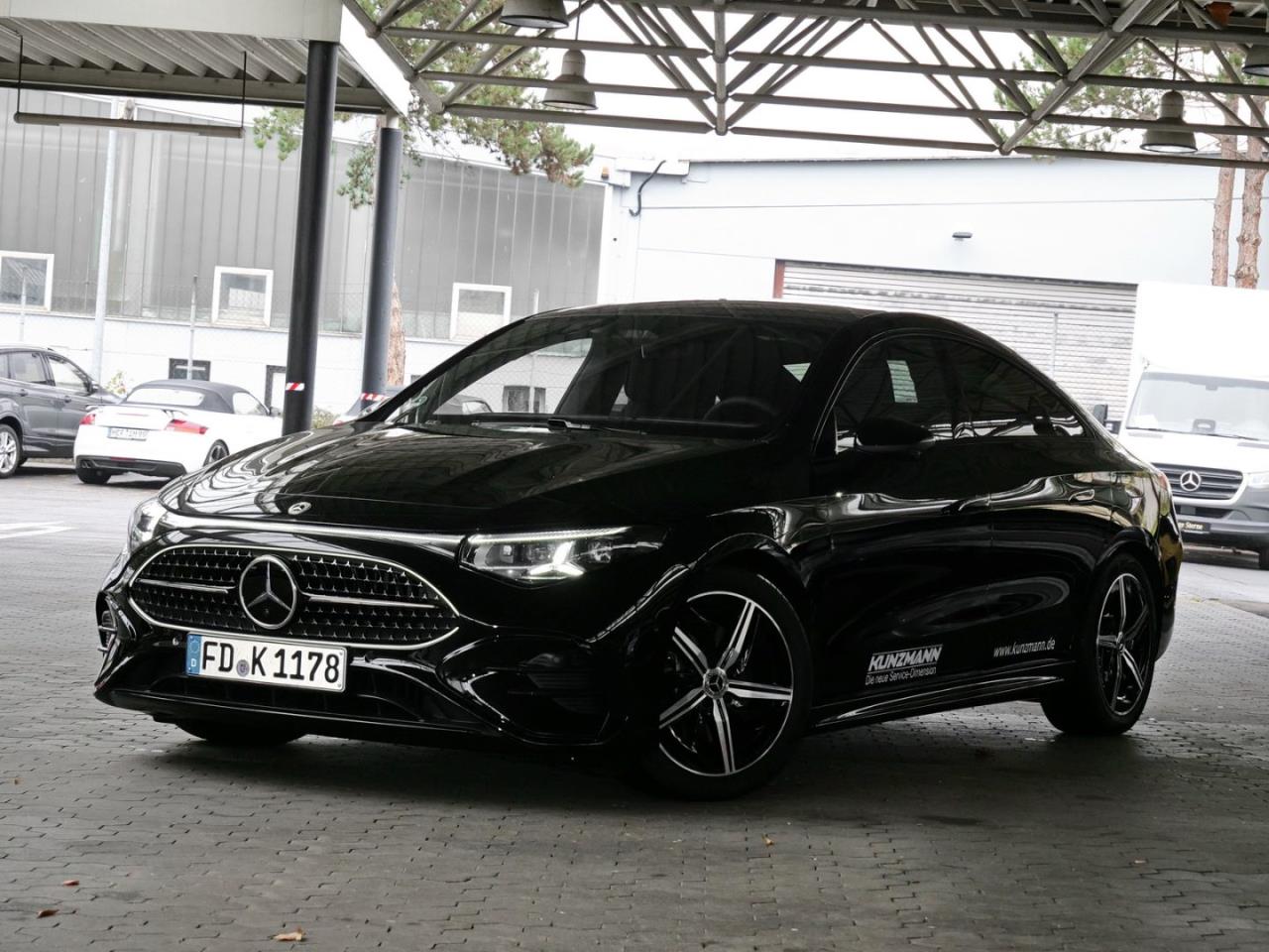 Mercedes-Benz CLA 200 AMG Night Panorama Distronic Kamera