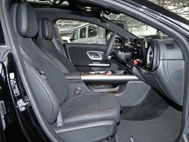 Mercedes-Benz CLA 200 AMG Night Panorama Distronic Kamera