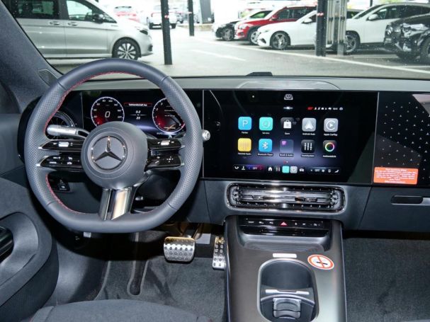 Mercedes-Benz CLA 200 AMG Night Panorama Distronic Kamera
