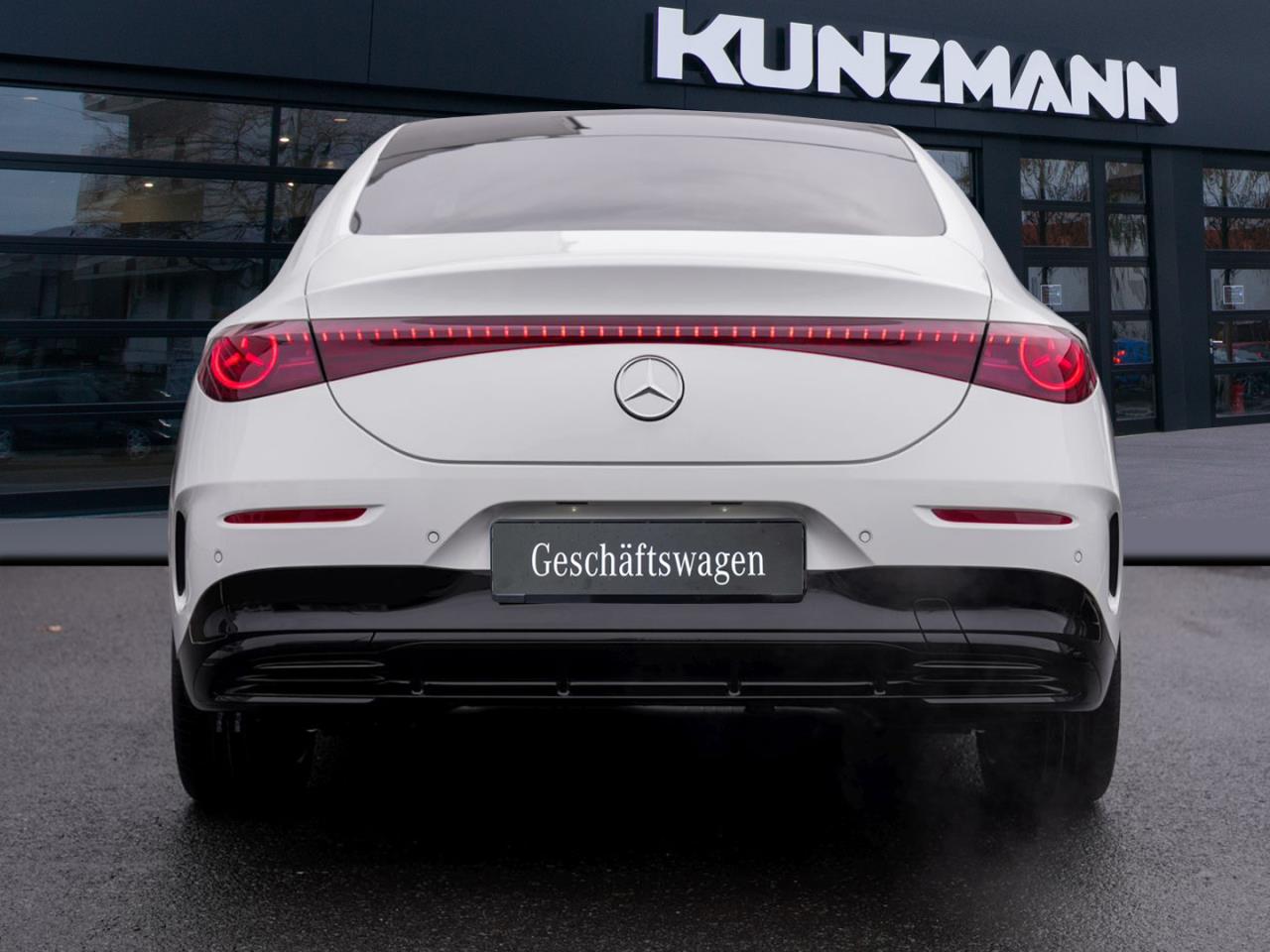 Mercedes-Benz CLA 200 AMG Night Panorama Kamera AHK SpurhalteP