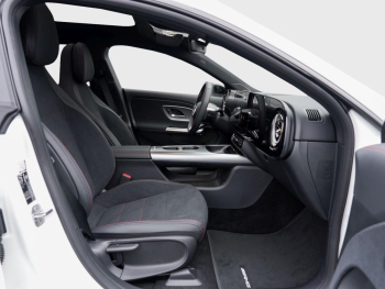 Mercedes-Benz CLA 200 AMG Night Panorama Kamera AHK SpurhalteP