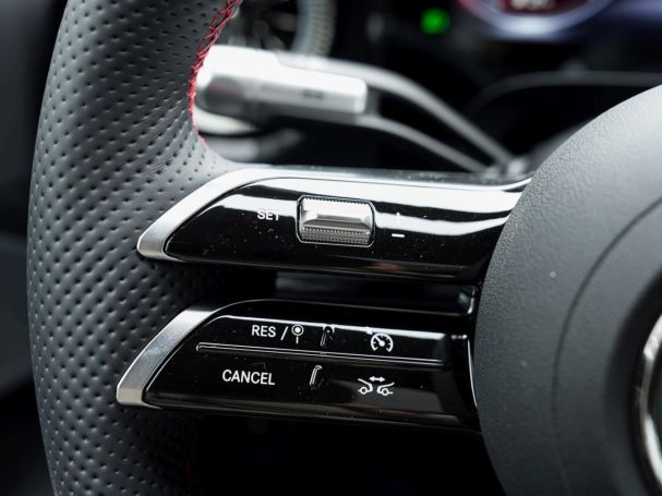 Mercedes-Benz CLA 200 AMG Night Panorama Memory AHK Winter-P
