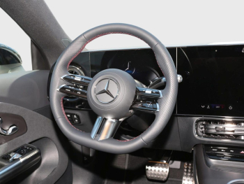 Mercedes-Benz CLA 200 AMG Night Panorama KeylessGo Memory AHK