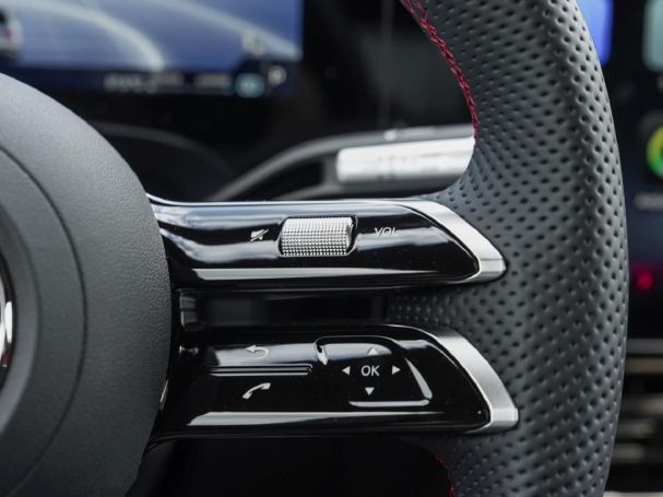 Mercedes-Benz CLA 220 4MATIC AMG Night Panorama Head-Up AHK