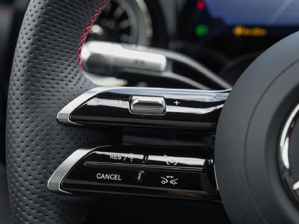 Mercedes-Benz CLA 220 4MATIC AMG Night Panorama Head-Up AHK
