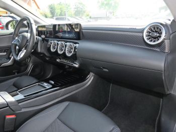 Mercedes-Benz CLA 180 d SB Progressive Navi-Prem Distronic 360