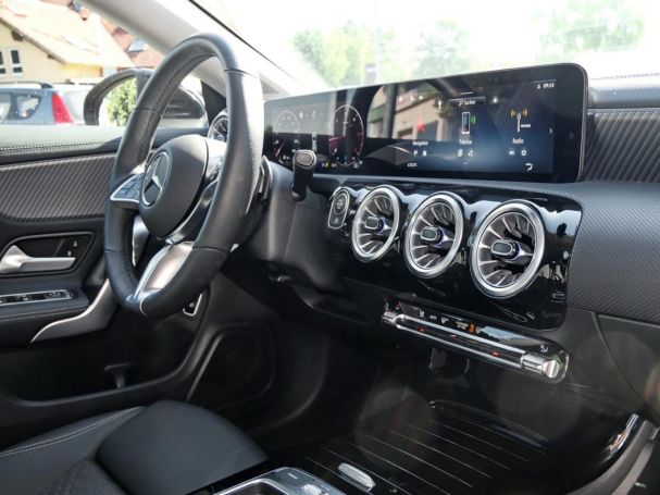 Mercedes-Benz CLA 180 d SB Progressive Navi-Prem Distronic 360