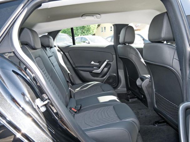 Mercedes-Benz CLA 180 d SB Progressive Navi-Prem Distronic 360