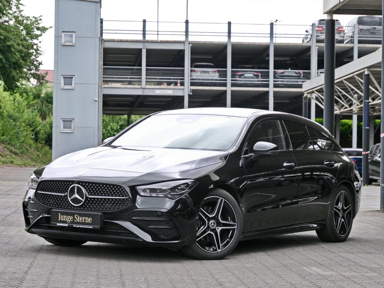 Mercedes-Benz CLA 180 d SB AMG Night Panorama Distronic 360°