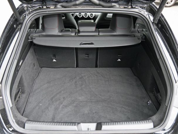 Mercedes-Benz CLA 180 d SB AMG Night Panorama Distronic 360°