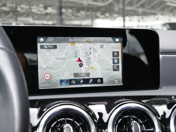 Mercedes-Benz CLA 200 d SB Progressive Kamera Navi Klima SHZ