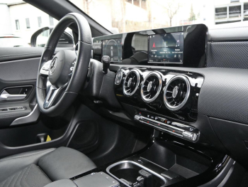 Mercedes-Benz CLA 200 d SB Progressive Kamera Navi Klima SHZ