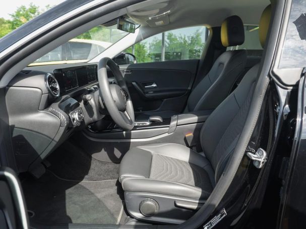 Mercedes-Benz CLA 200 d SB Standheizung Kamera Spiegel ParkA