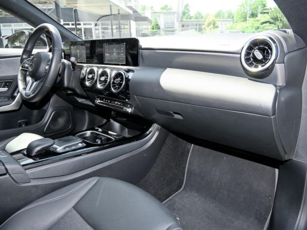 Mercedes-Benz CLA 200 d SB Progressive MBUX Navi AHK