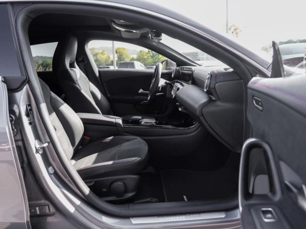Mercedes-Benz CLA 200 SB AMG Panorama Distronic Kamera