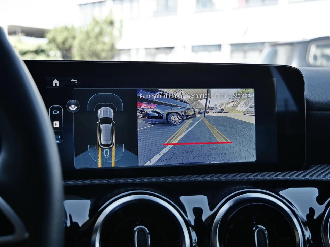 Mercedes-Benz CLA 200 SB MBUX Navi Kamera EasyPack Spurhalte