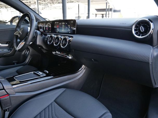 Mercedes-Benz CLA 200 SB MBUX Navi Kamera EasyPack Spurhalte