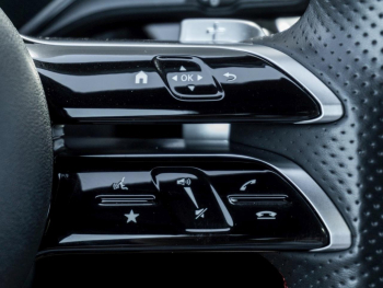 Mercedes-Benz CLA 200 SB AMG Panorama 360° Distronic EasyPack