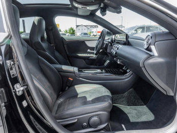 Mercedes-Benz CLA 200 SB AMG Panorama 360° Distronic EasyPack