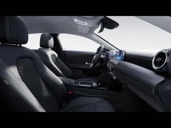 Mercedes-Benz CLA 220 d SB MBUXNavi-Prem. Kamera Easy-Pack