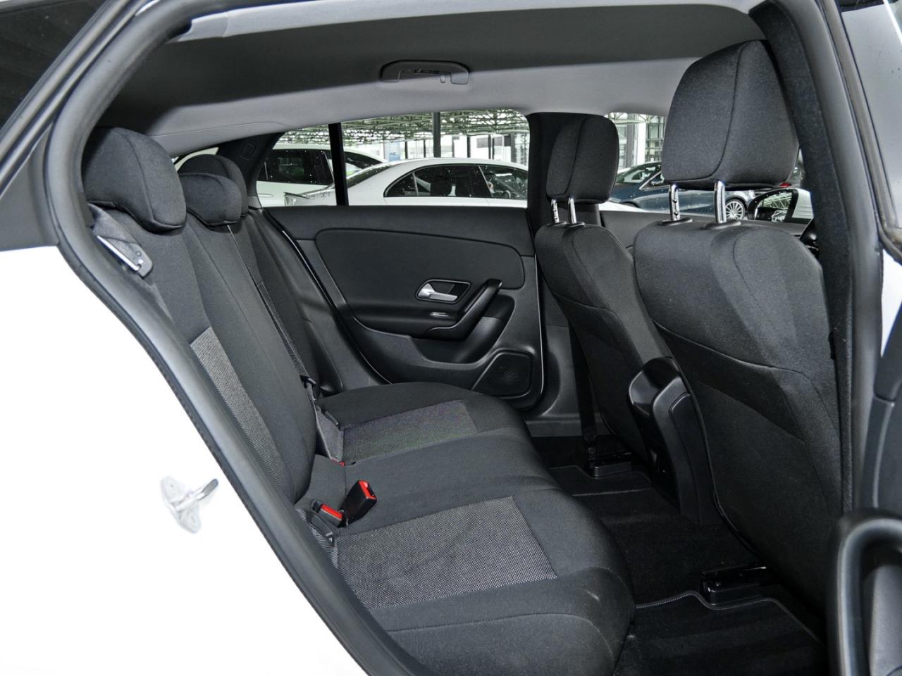 Mercedes-Benz CLA 220 d SB EasyPack Kamera AHK SpurH