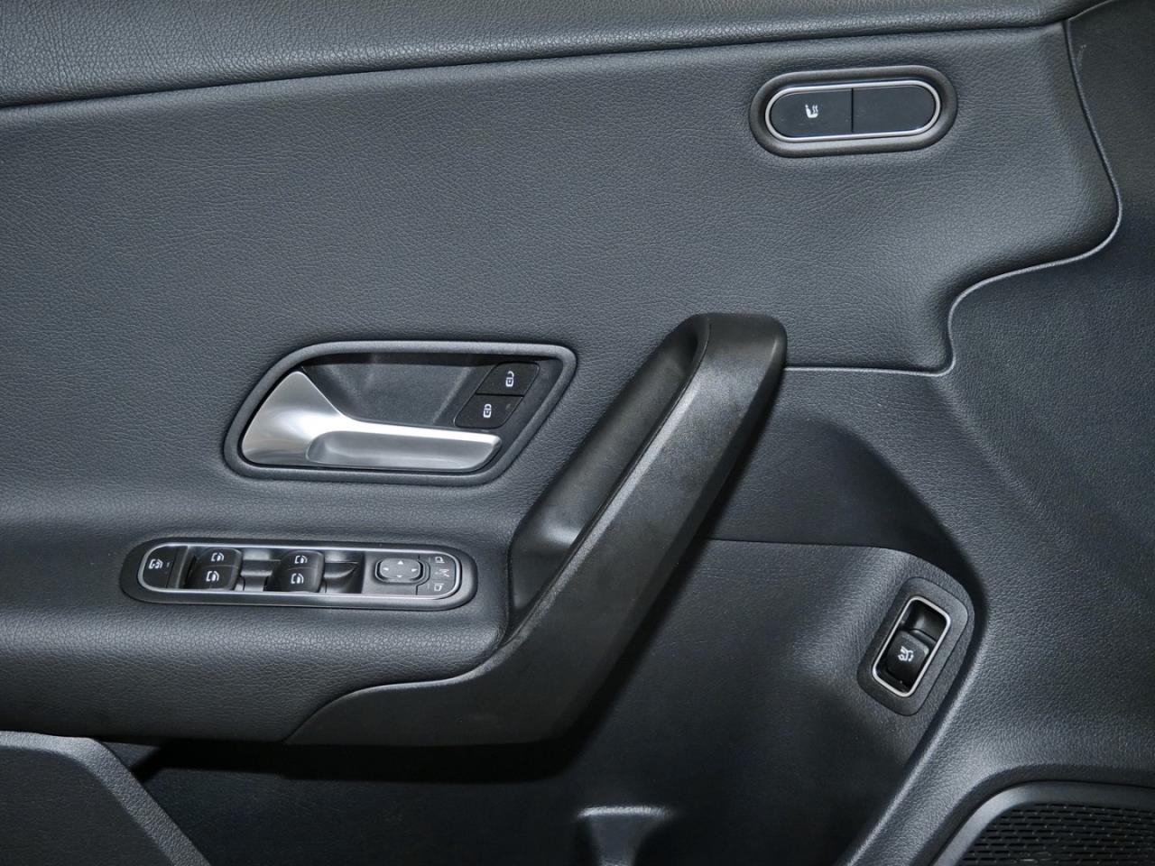 Mercedes-Benz CLA 220 d SB EasyPack Kamera AHK SpurH