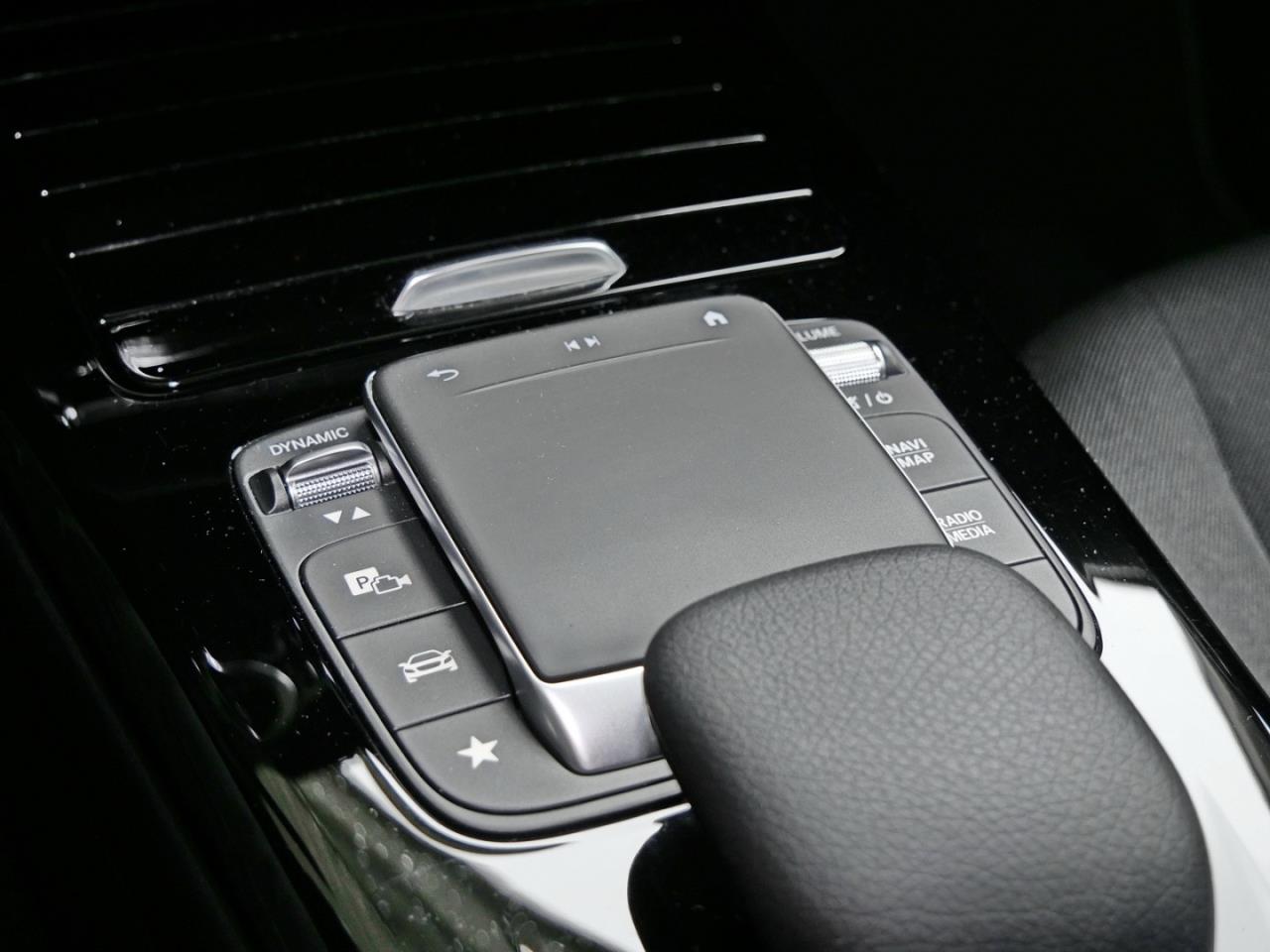 Mercedes-Benz CLA 220 d SB EasyPack Kamera AHK SpurH