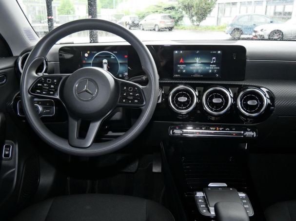 Mercedes-Benz CLA 220 d SB EasyPack Kamera AHK SpurH