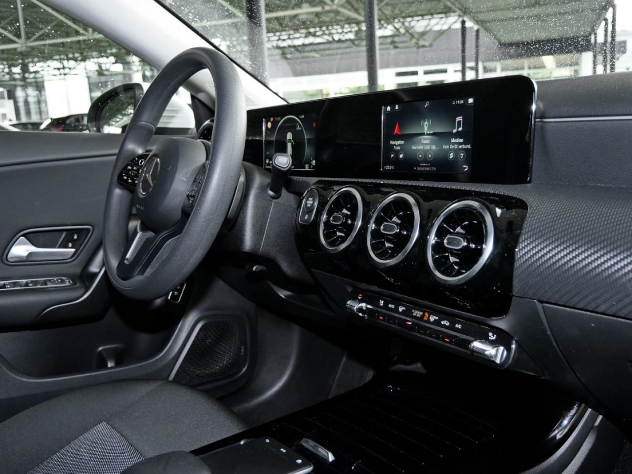 Mercedes-Benz CLA 220 d SB EasyPack Kamera AHK SpurH