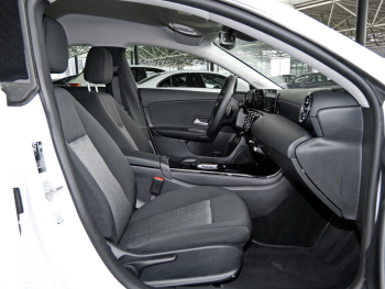 Mercedes-Benz CLA 220 d SB EasyPack Kamera AHK SpurH