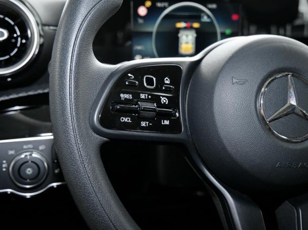 Mercedes-Benz CLA 220 d SB EasyPack Kamera AHK SpurH