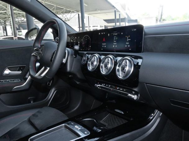 Mercedes-Benz CLA 220 d SB AMG MBUXNavi-Prem. Kamera Easy-Pack